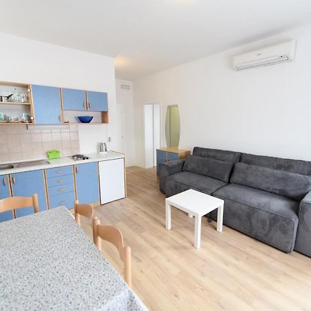 Cozy Beach Apartments Makarská Exteriér fotografie